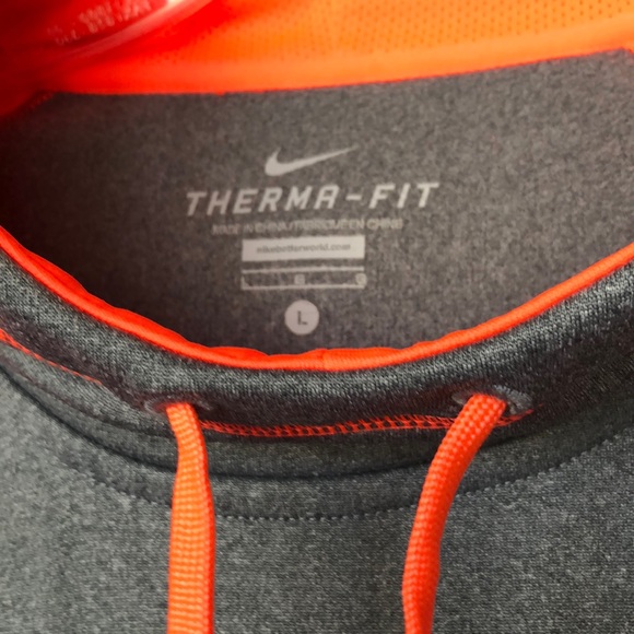 NWOT NIKE Therma-fit hoodie coral and gray size L - Picture 6 of 8
